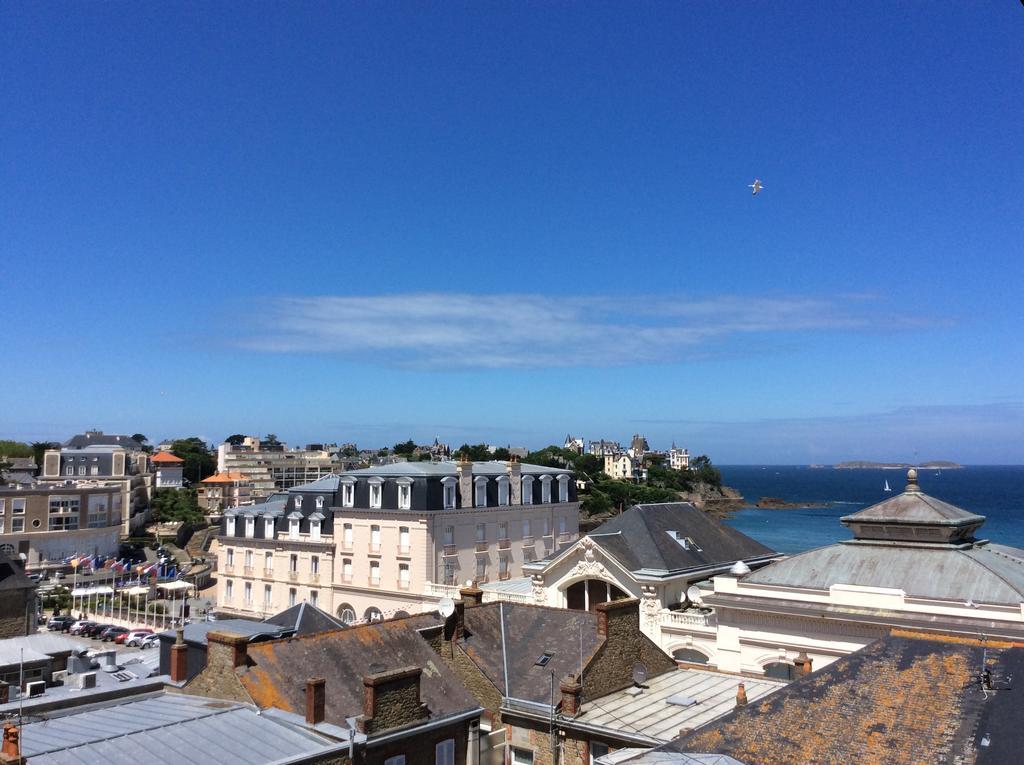 Les Studios Vue Mer Le Matlo Dinard Exterior foto