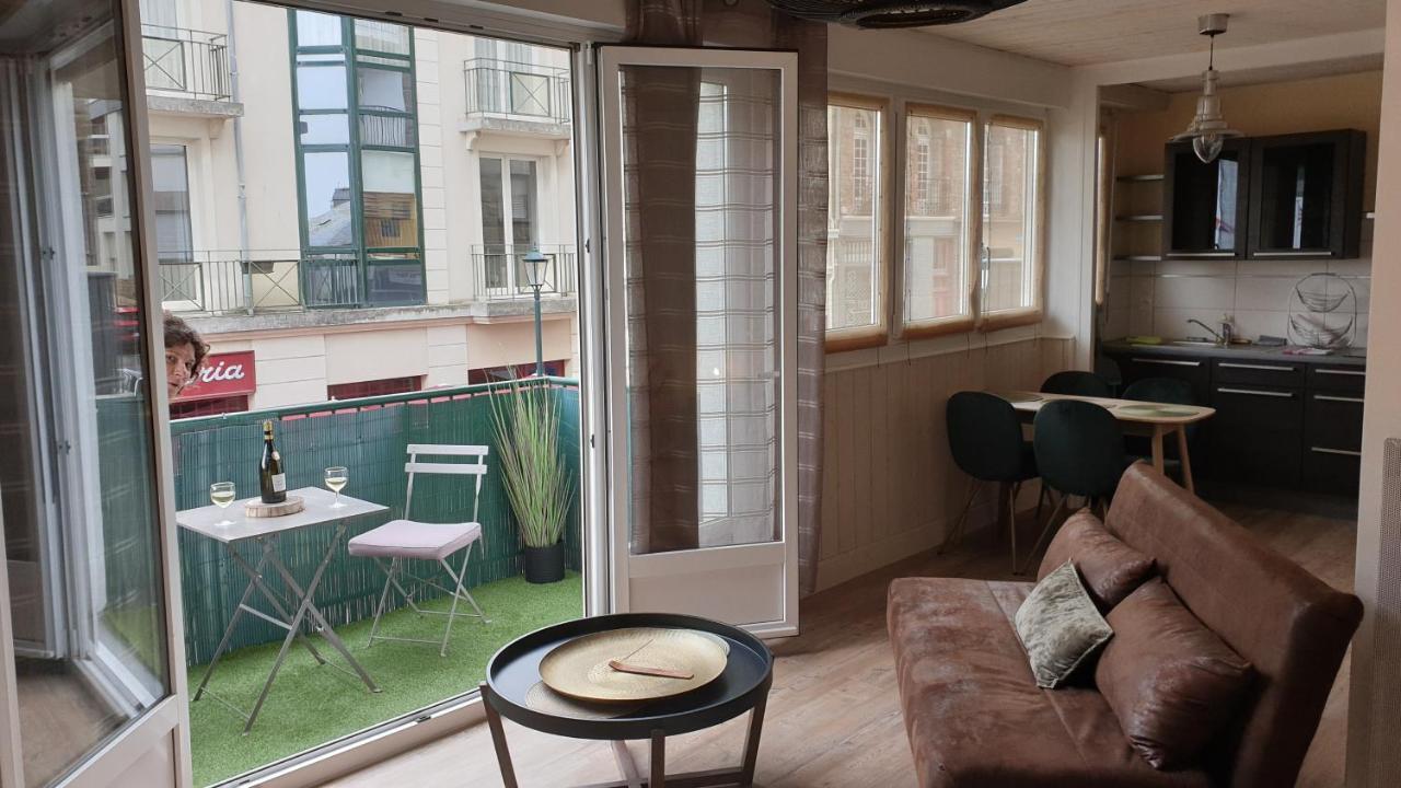 Les Studios Vue Mer Le Matlo Dinard Exterior foto